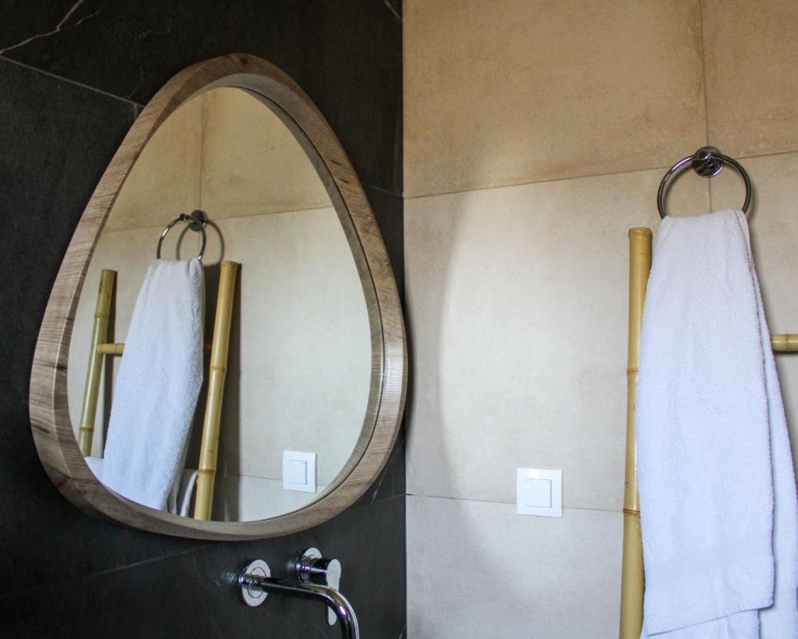 Agali Supreme Hospitality And Comfort Afytos Esterno foto