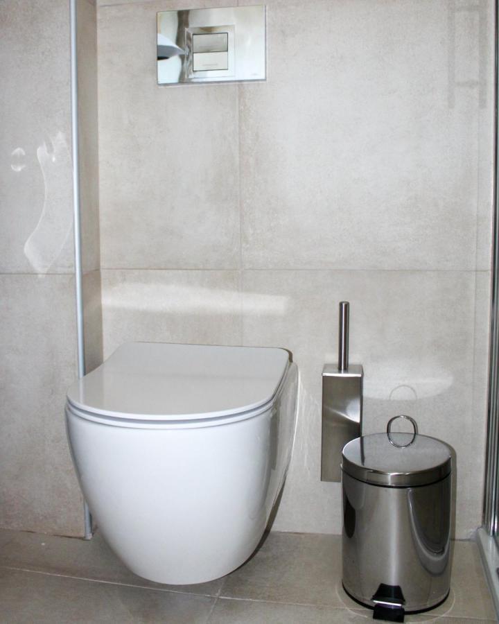 Agali Supreme Hospitality And Comfort Afytos Esterno foto